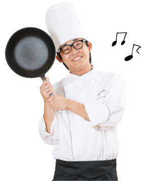 鍋持ってる人写真